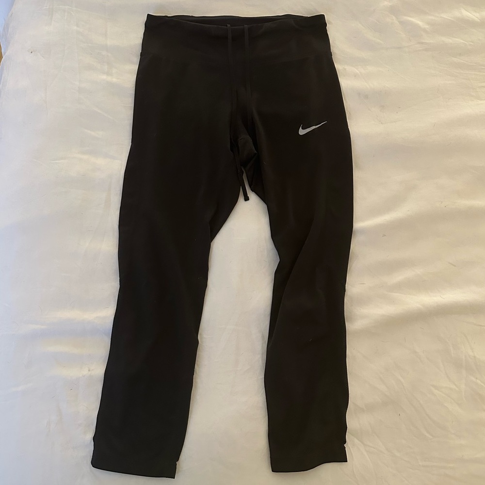 Nike Cropped Leggings